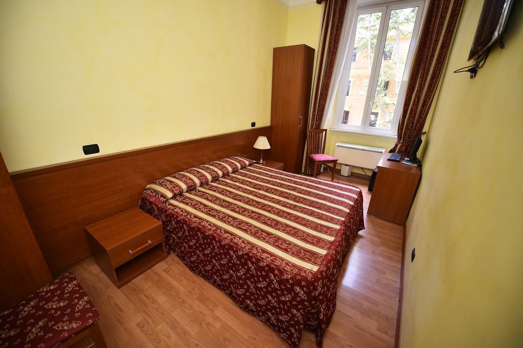 Al Centro Storico Di Roma Bed and Breakfast Εξωτερικό φωτογραφία