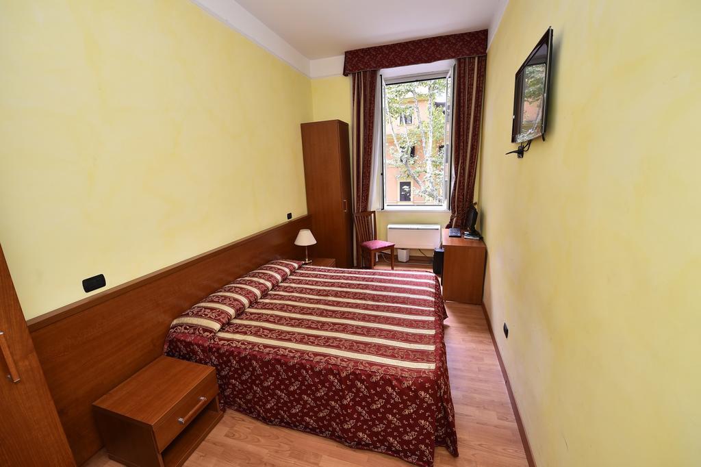 Al Centro Storico Di Roma Bed and Breakfast Εξωτερικό φωτογραφία